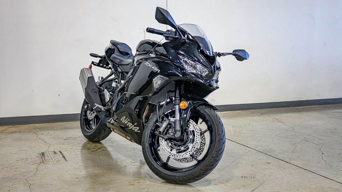 2025 Kawasaki Ninja ZX-4R