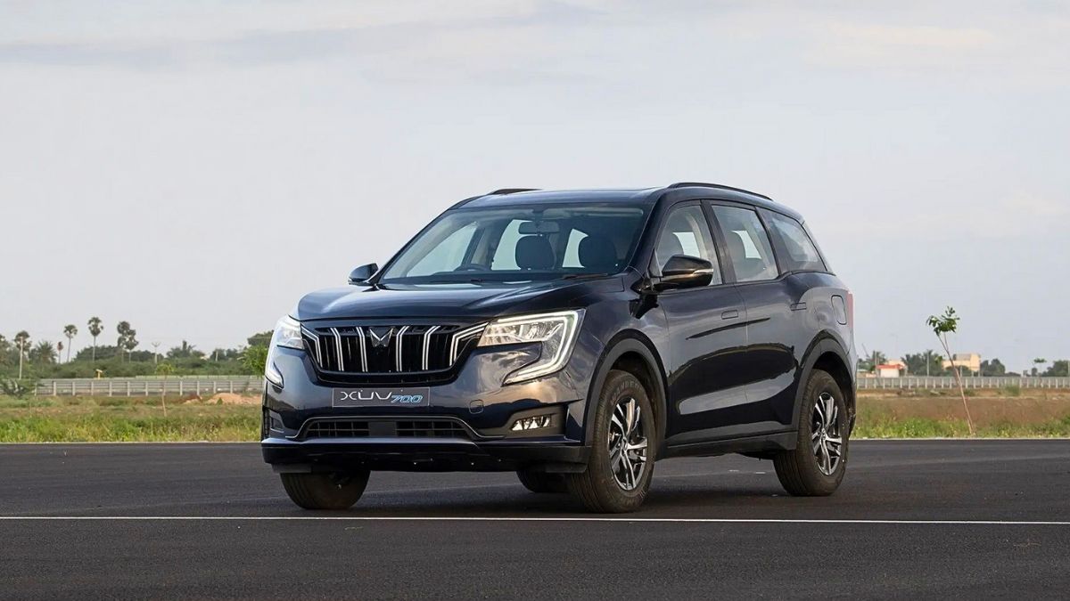 Mahindra XUV700 5-Seat